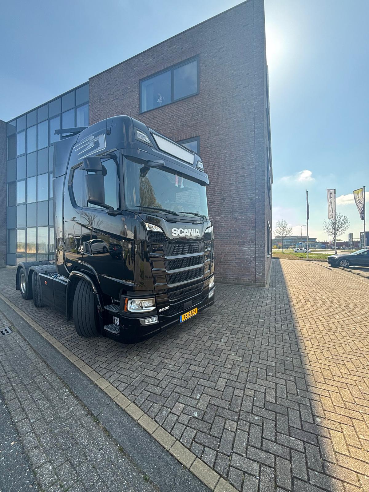 Veiligheidsgericht laden